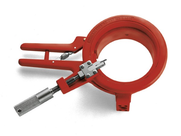 Устройства для резки и снятия фаски ROCUT 160 (Рокат) для полимерных труб D 110 - 125 - 160 мм артикул 55063